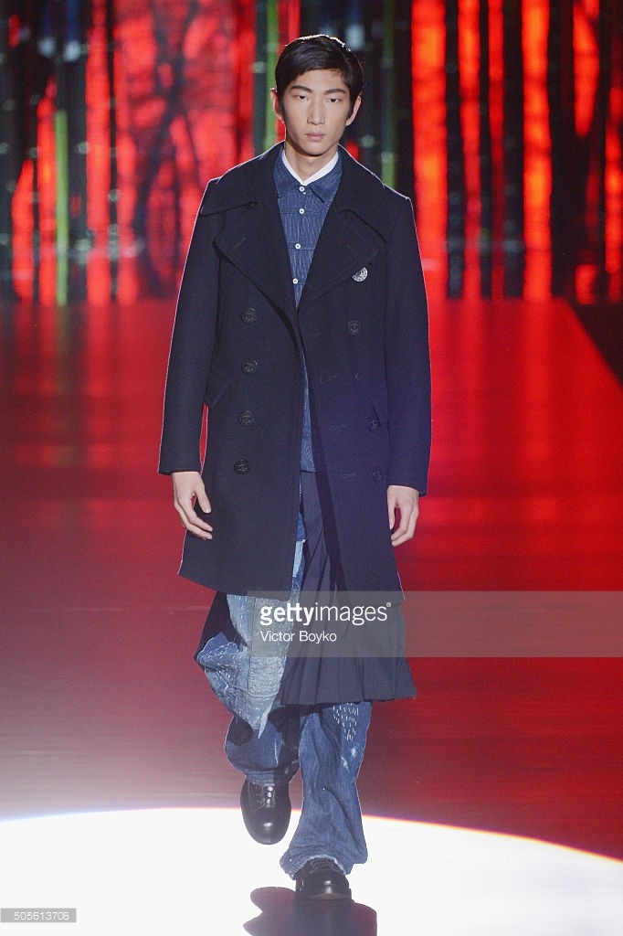 walks the runway at the Dsquared2 show during Milan Men's Fashion Week Fall/Winter 2016/17 on January 19, 2016 in Milan, Italy.